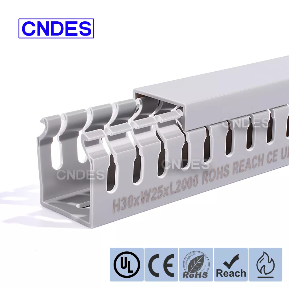 30 × 25 plyšinis PVC vielos apsauginis kanalas